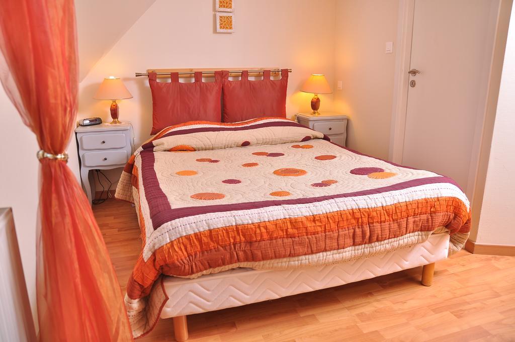 Chambres D'Hotes Les Chalinettes Fegersheim Room photo